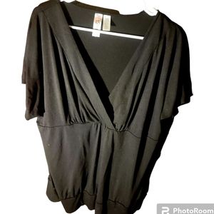 L8ter Womens Black 2x top